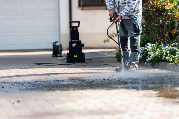 Best Garage Pressure Washing  in Cottage Grove, WI